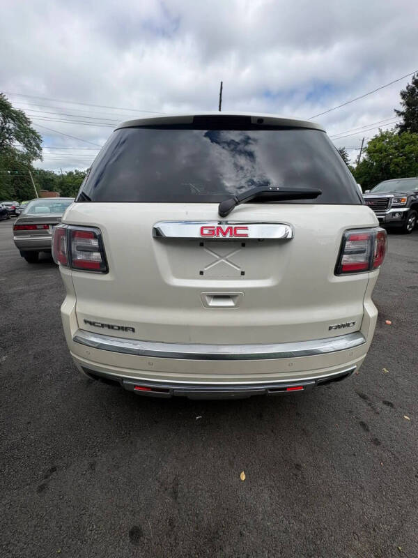 2015 GMC Acadia Denali