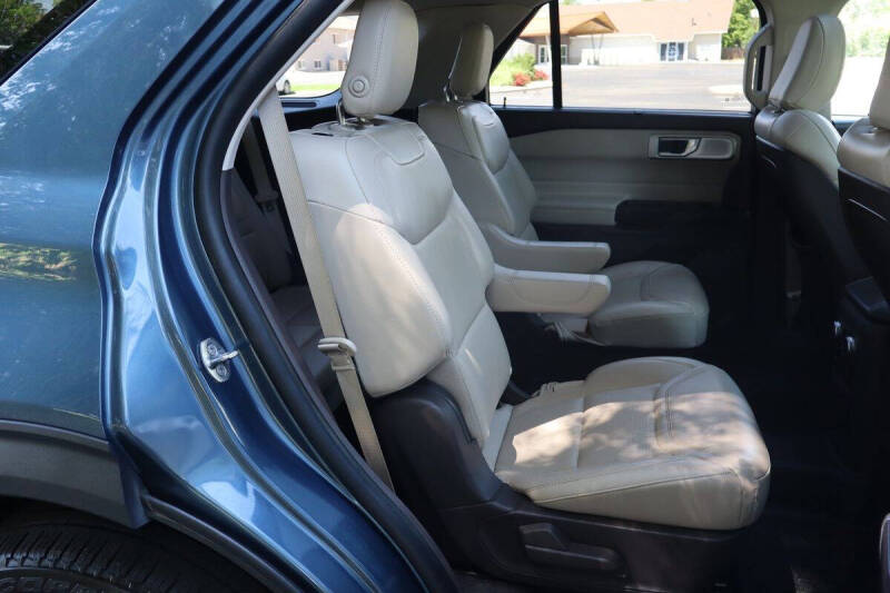 2020 Ford Explorer Platinum