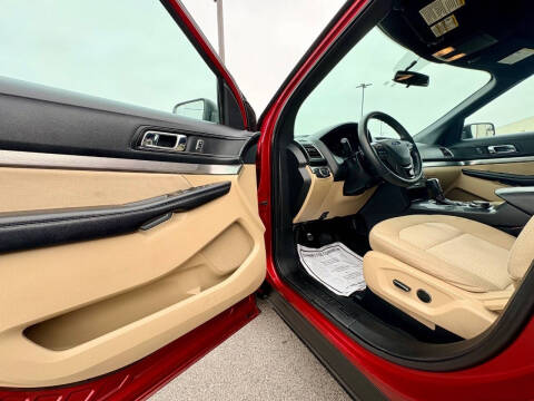 2017 Ford Explorer