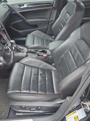 2016 Volkswagen Golf GTI Autobahn