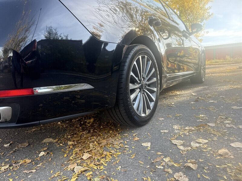 2017 Kia Cadenza Premium