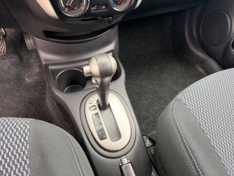 2015 Nissan Versa Note SV