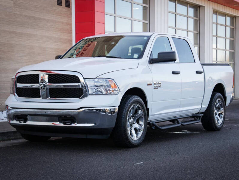 2023 RAM 1500 Classic SLT