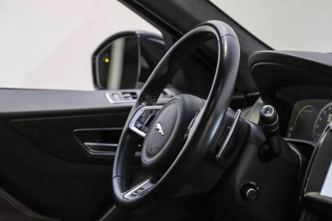 2018 Jaguar F-PACE S