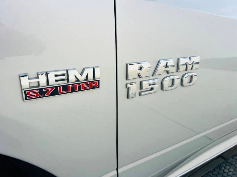 2017 RAM Ram 1500 Pickup Tradesman photo 8