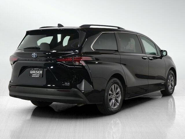 2021 Toyota Sienna XLE 7-Passenger