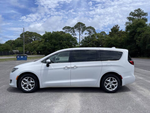 2017 Chrysler Pacifica Touring Plus