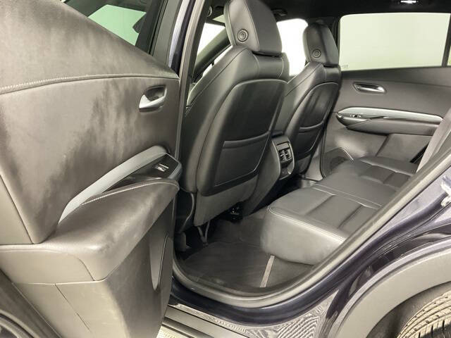 2023 Cadillac XT4 Premium Luxury