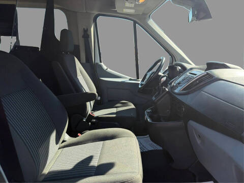2018 Ford Transit