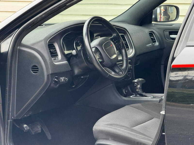 2019 Dodge Charger SXT