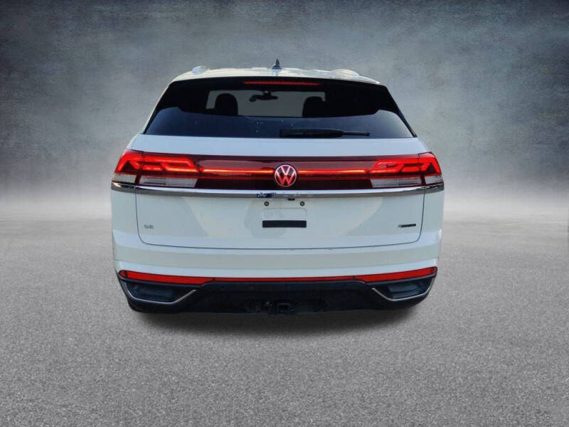 2025 Volkswagen Atlas Cross Sport SE 4Motion