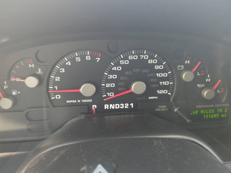 2005 Ford Explorer XLS