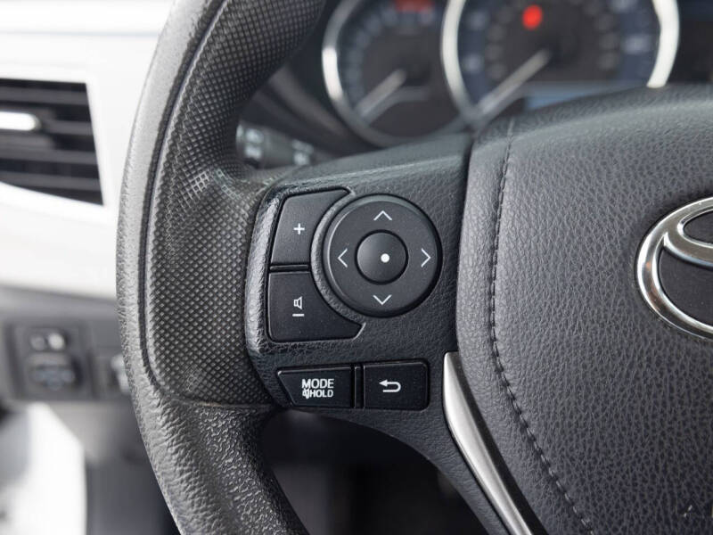2015 Toyota Corolla LE Plus