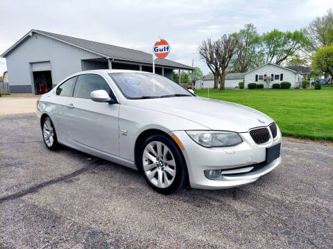 2013 BMW 3 Series for sale at CALDERONE CAR & TRUCK in Whiteland IN