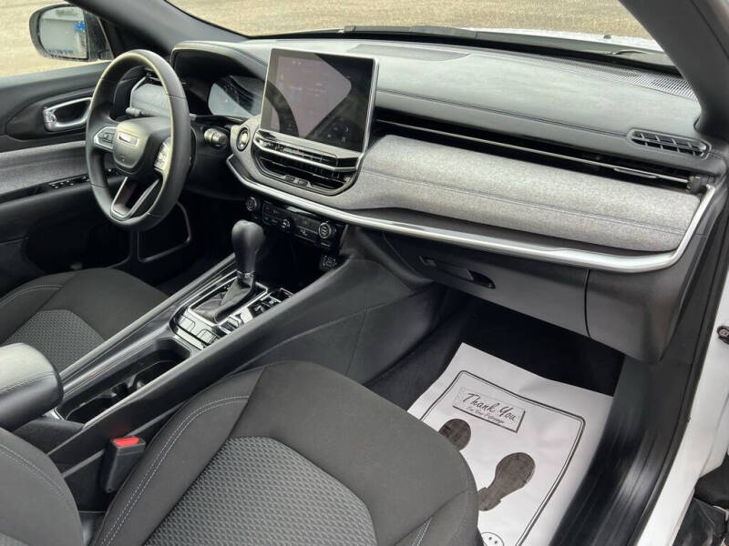 2023 Jeep Compass Sport