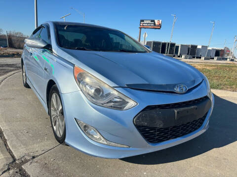 2014 Hyundai Sonata Hybrid for sale at Xtreme Auto Mart LLC in Kansas City MO