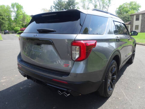 2022 Ford Explorer ST