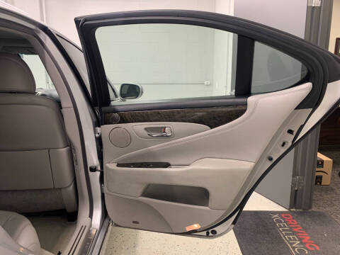 2010 Lexus LS 460