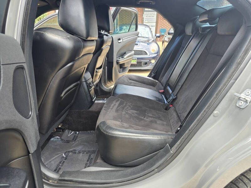 2017 Chrysler 300 S
