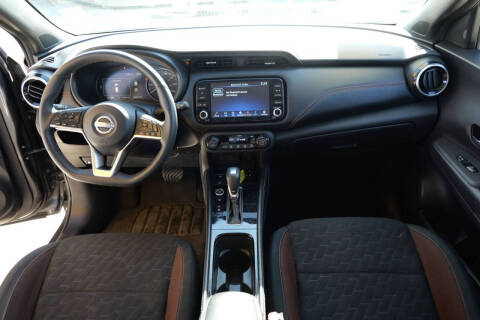 2024 Nissan Kicks SR