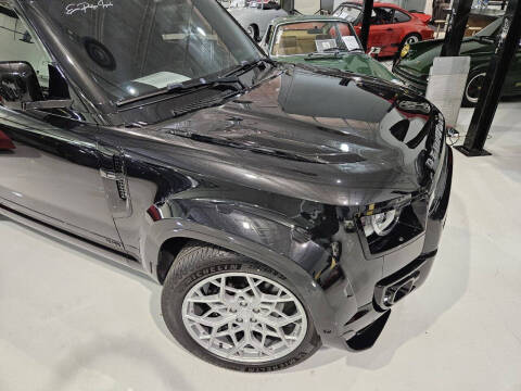 2024 Land Rover Defender 110 V8 P525