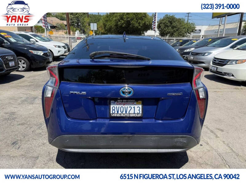 2017 Toyota Prius Three