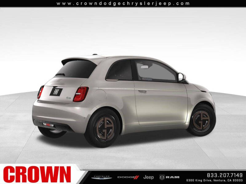 2025 FIAT 500e Giorgio Armani