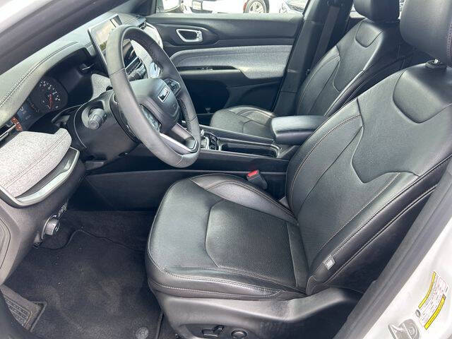 2023 Jeep Compass Latitude Lux