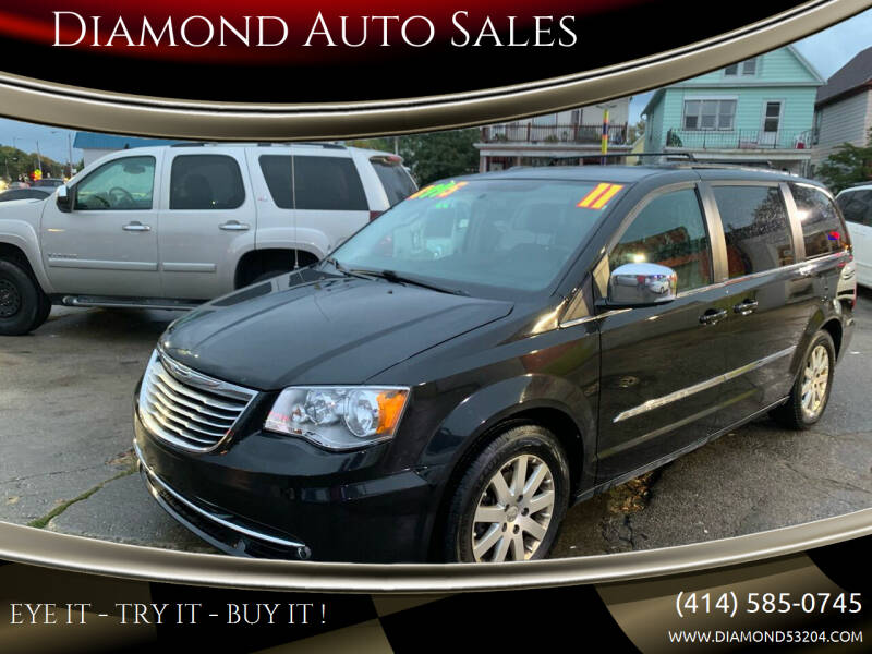 2011 Chrysler Town and Country for sale at DIAMOND AUTO SALES LLC in Milwaukee WI