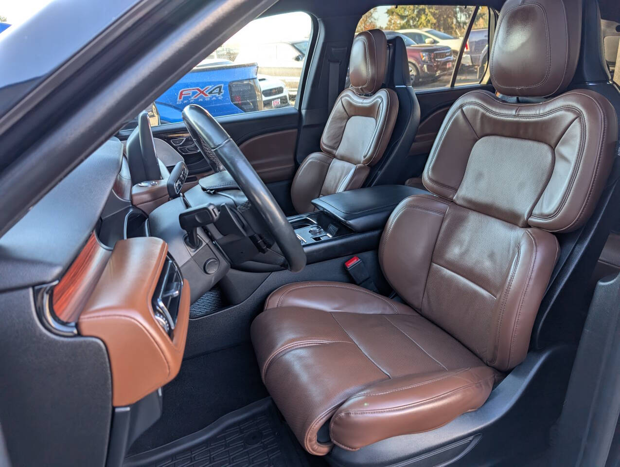 used 2022 Lincoln Aviator car, priced at $36,999