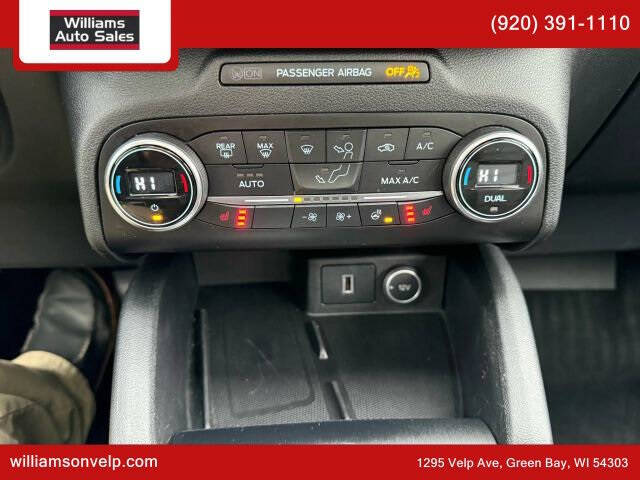 2020 Ford Escape Titanium