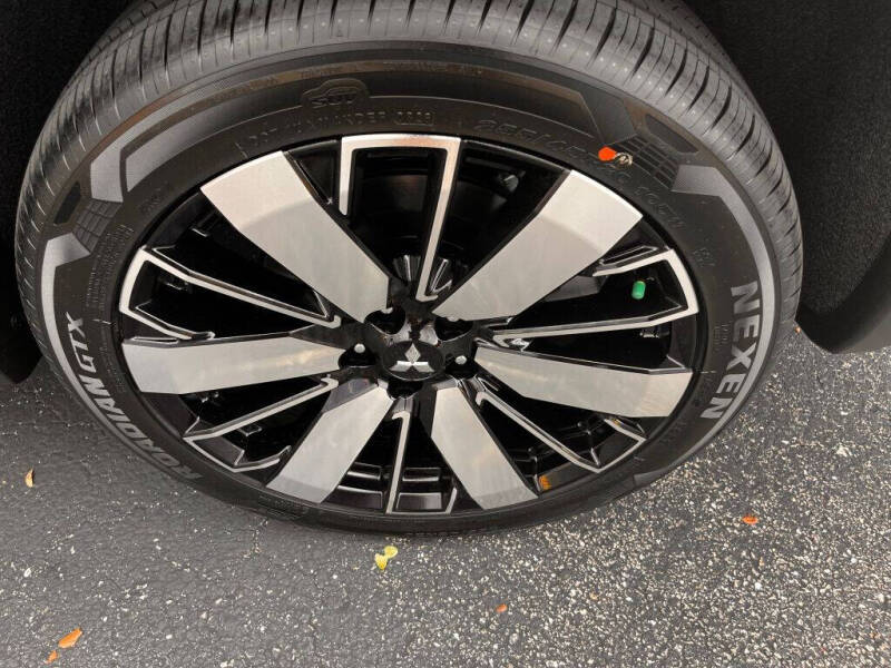2026 Mitsubishi Outlander PHEV