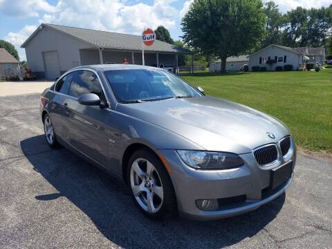 2009 BMW 3 Series for sale at CALDERONE CAR & TRUCK in Whiteland IN