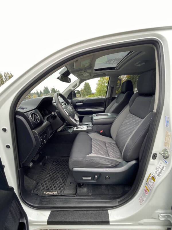 2018 Toyota Tundra SR5