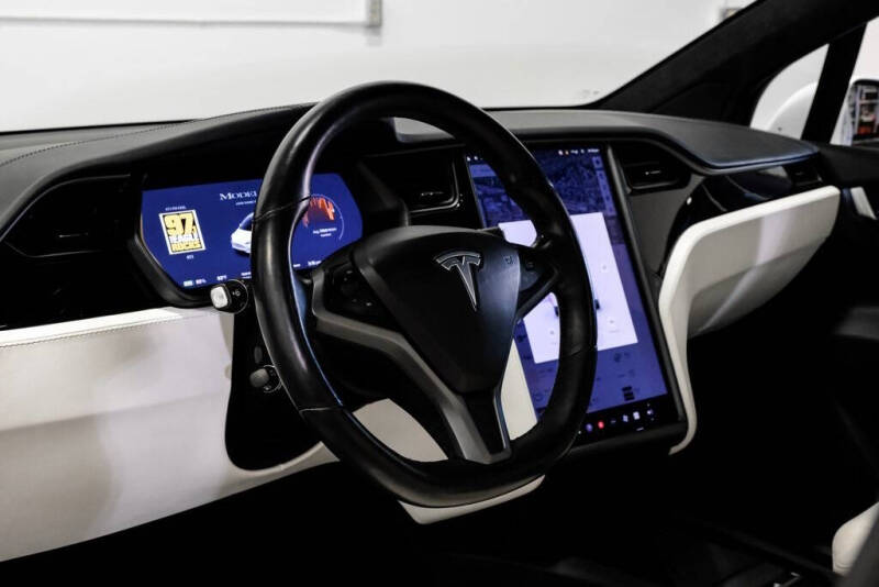 2020 Tesla Model X Long Range