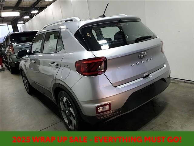 2024 Hyundai Venue SEL