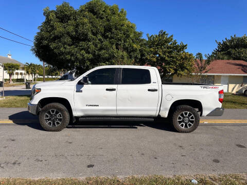2018 Toyota Tundra SR5