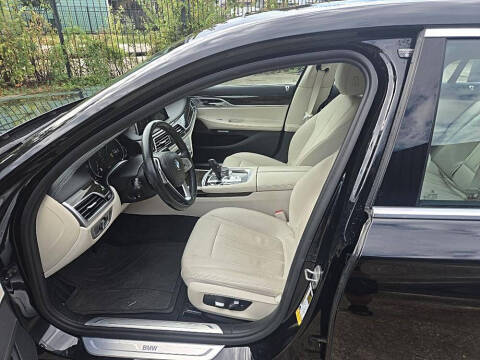 2018 BMW 7 Series 740i