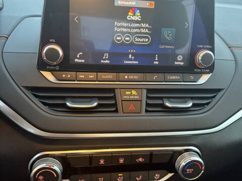 2021 Nissan Altima 2.5 SR