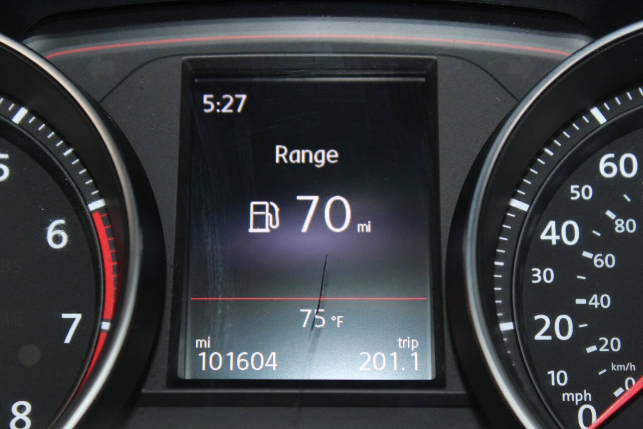 VolkswagenGolf GTI31