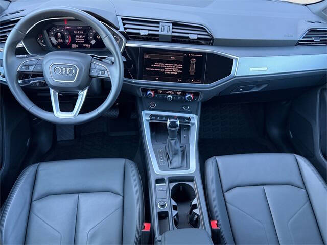 2025 Audi Q3 quattro S line Premium 45 TFSI