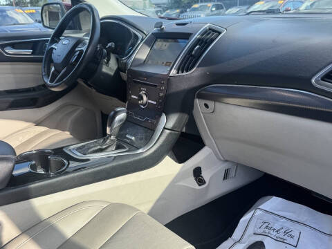 2016 Ford Edge Titanium