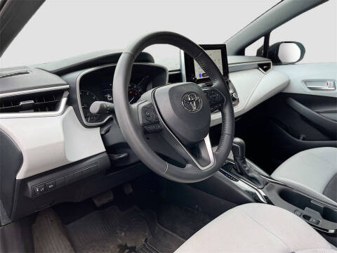 2025 Toyota Corolla Hatchback SE