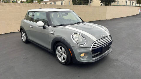 2015 MINI Hardtop 2 Door Cooper