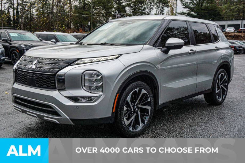 2024 Mitsubishi Outlander SE
