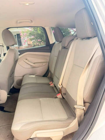 2015 Ford Escape SE