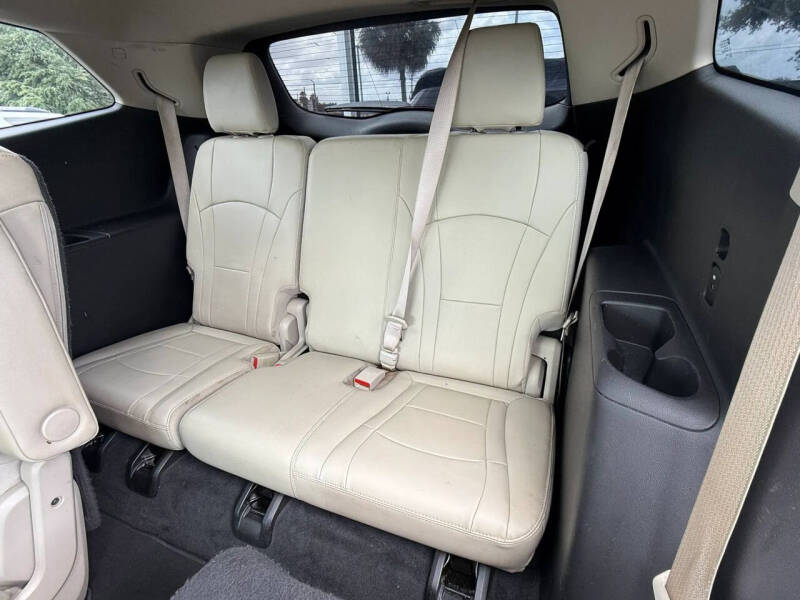 2021 Buick Enclave Essence