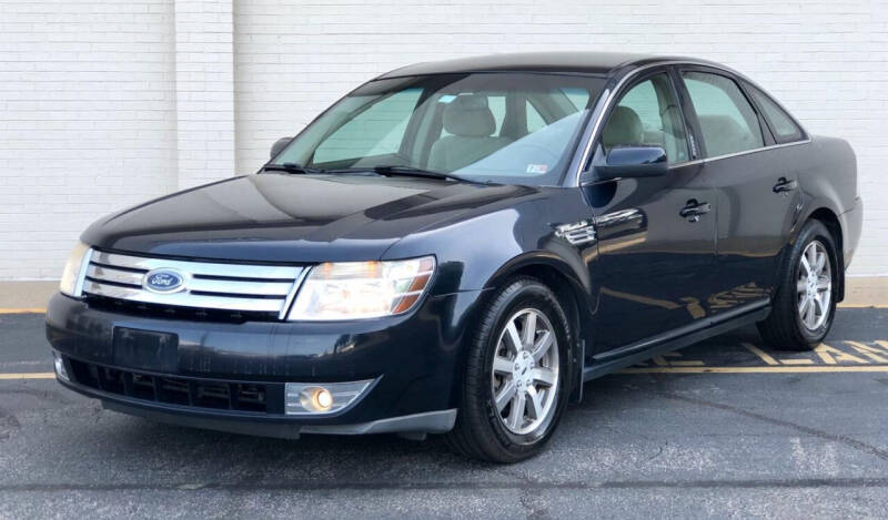 2009 Ford Taurus for sale at Carland Auto Sales INC. in Portsmouth VA