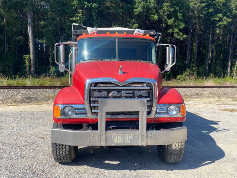 2005 Mack Tri Axle Dump Truck
