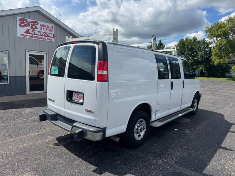 2018 GMC Savana 2500